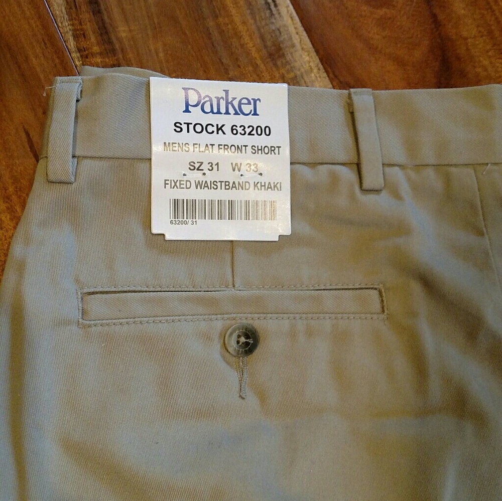 NWT, Parker uniform shorts,  sz 31